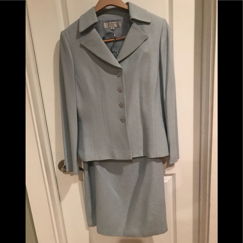 Hugo Buscati suit